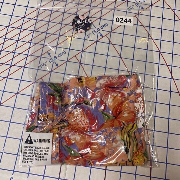 LF The Brand Womens Small Shorts Multicolor Floral Rayon Tropical Logo Cut Out - Picture 11 of 11